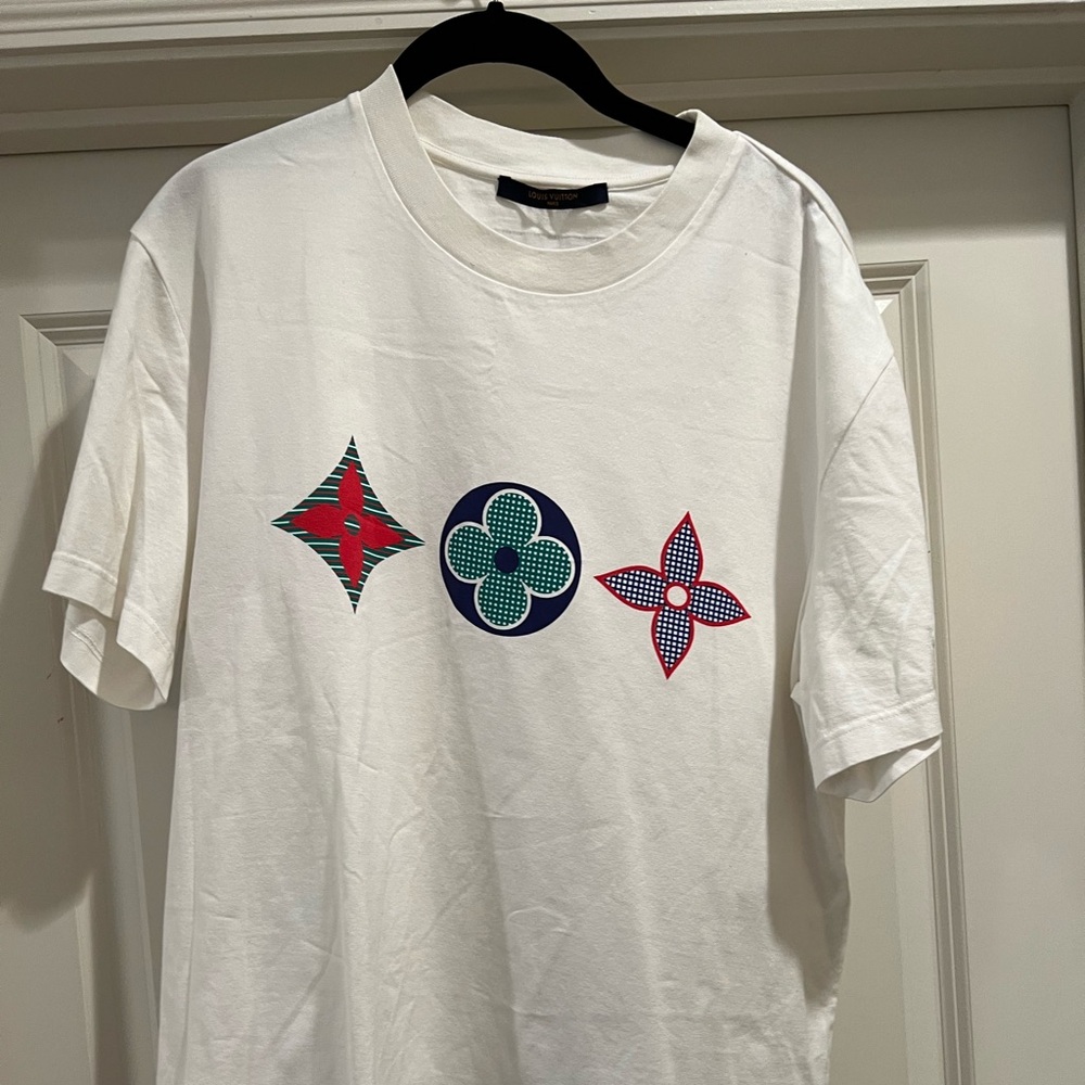 Louis Vuitton monogram tee
